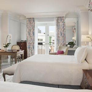 Deluxe Zimmer mit Kingsize-Bett